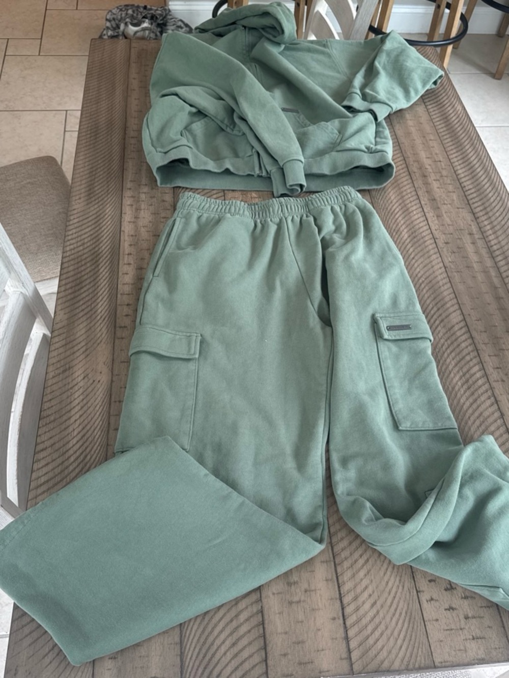 YoungLA Mint Green Cargo Joggers SET - Picture 3 of 4